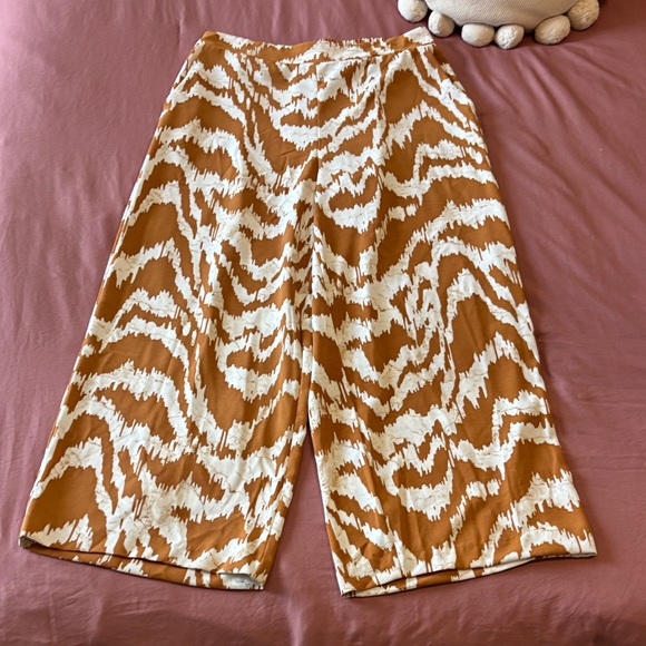 Nine West Tan and Cream Wide-Leg Pants - Picture 1 of 4